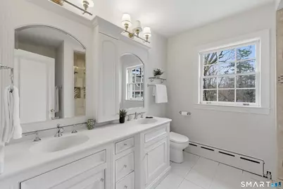 11 Sycamore Road, West Hartford, CT 06117 - Photo 19