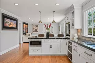 33 Cliffdale Rd, Greenwich, CT 06831 - Photo 13