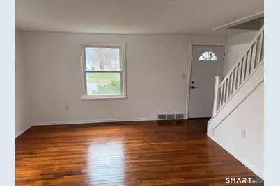 44 Lynmoor Place, Hamden, CT 06517 - Photo 13