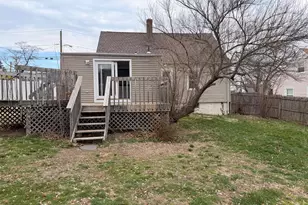 44 Lynmoor Pl, Hamden, CT 06517 - Photo 9