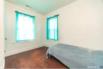 75 Curtis Street, Meriden, CT 06450 - Photo 11