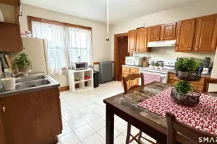 67-69 Arnold St, Hartford, CT 06106 - Photo 15