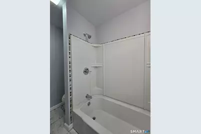 38 Beverly Avenue, Waterbury, CT 06704 - Photo 11