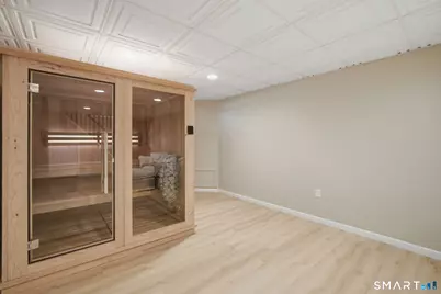 10 Litchfield Drive, Simsbury, CT 06070 - Photo 31