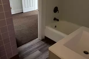 33 Pilgrim Ave, Waterbury, CT 06704 - Photo 13