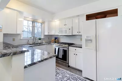 6 Ladshaw Drive #6, Madison, CT 06443 - Photo 5