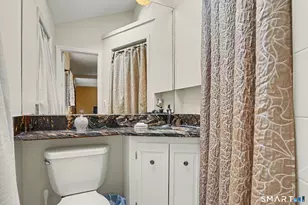 15 Flat Rock Dr, Ridgefield, CT 06877 - Photo 7