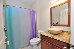 246 Kenswick Ln, Windsor, CT 06095 - Photo 19