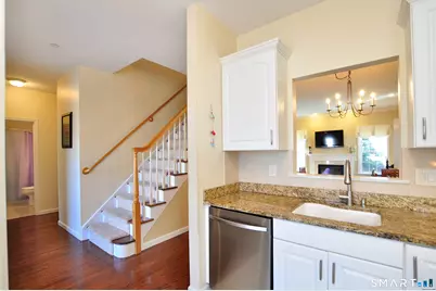 246 Kenswick Lane #246, Windsor, CT 06095 - Photo 13