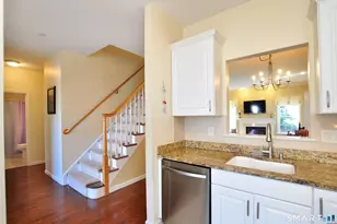 246 Kenswick Ln, Windsor, CT 06095 - Photo 13