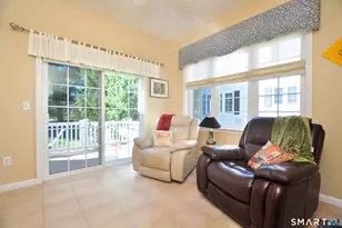 246 Kenswick Ln, Windsor, CT 06095 - Photo 9