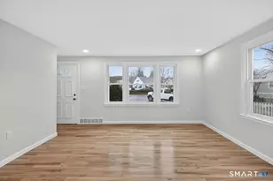 321 Franklin Rd, Hamden, CT 06517 - Photo 3