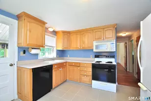 291 Bloomfield Ave, Windsor, CT 06095 - Photo 15
