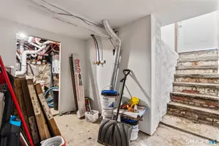 219 Orland St, Bridgeport, CT 06605 - Photo 23