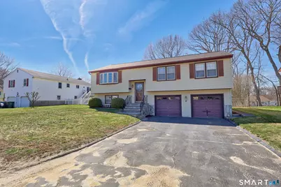 11 Woodmere Road, Waterbury, CT 06705 - Photo 3