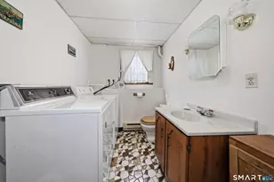 11 Woodmere Rd, Waterbury, CT 06705 - Photo 29