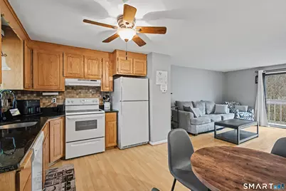 120 Main Street #206, Meriden, CT 06451 - Photo 7