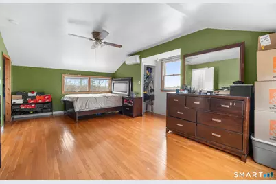 104 Oakdale Street, Bridgeport, CT 06606 - Photo 13