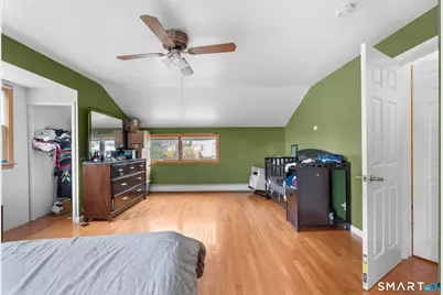 104 Oakdale Street, Bridgeport, CT 06606 - Photo 17