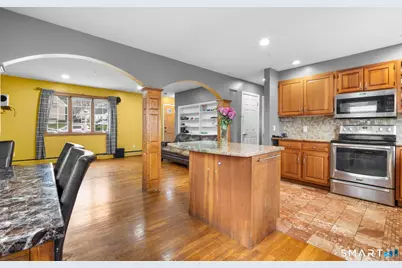 104 Oakdale Street, Bridgeport, CT 06606 - Photo 5