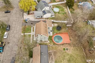 104 Oakdale St, Bridgeport, CT 06606 - Photo 37