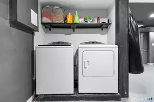 104 Oakdale St, Bridgeport, CT 06606 - Photo 25