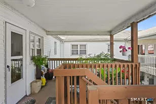 15 Cherry Hill Dr, Bridgeport, CT 06606 - Photo 7