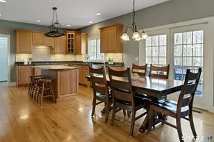 6 Hoseye Coach Rd, Newtown, CT 06482 - Photo 9