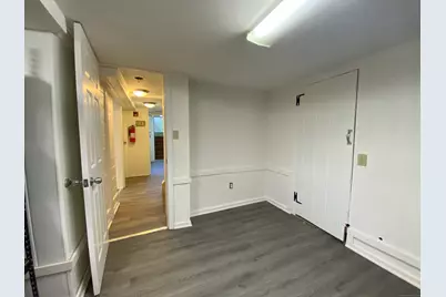 71 Bridgeport Avenue, Milford, CT 06460 - Photo 19