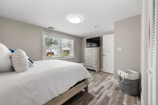 56 Columbus Ave, Old Lyme, CT 06371 - Photo 33