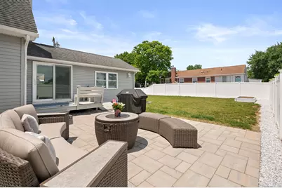 56 Columbus Avenue, Old Lyme, CT 06371 - Photo 5