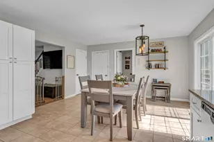 8 Foot Cir, Wallingford, CT 06492 - Photo 11
