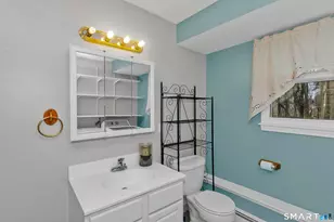 307 Clark St, South Windsor, CT 06074 - Photo 25