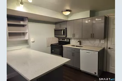 488 Chapel Street #6, New Haven, CT 06511 - Photo 3