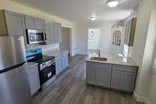 248 Corbin Ave, New Britain, CT 06052 - Photo 7