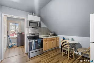 142 Gracey Ave, Meriden, CT 06451 - Photo 31