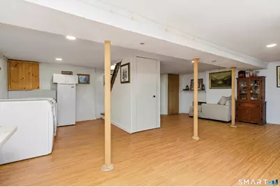 170 Hillside Avenue, Bridgeport, CT 06604 - Photo 27