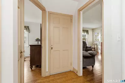 170 Hillside Avenue, Bridgeport, CT 06604 - Photo 11