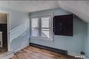 36 Lee Ave, Bridgeport, CT 06605 - Photo 19