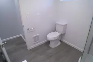 114 -116 B Laurel Pl, Bridgeport, CT 06604 - Photo 13