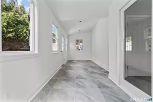 7 Fairview Ave, Trumbull, CT 06611 - Photo 9