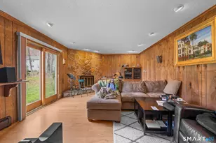 46 Burnwood Dr, Bloomfield, CT 06002 - Photo 27