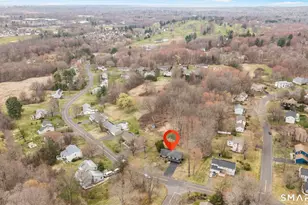 46 Burnwood Dr, Bloomfield, CT 06002 - Photo 39