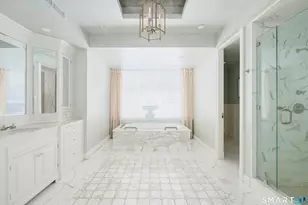 38 Partridge Hollow Rd, Greenwich, CT 06831 - Photo 5