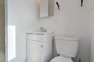 102 Elm St, Winchester, CT 06098 - Photo 19