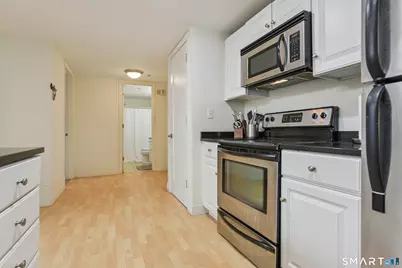 124 Court Street #5, New Haven, CT 06511 - Photo 9