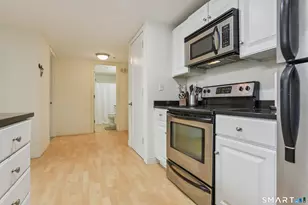 124 Court St, New Haven, CT 06511 - Photo 9