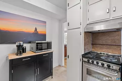 869 Farmington Avenue #205, West Hartford, CT 06119 - Photo 23