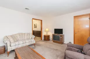 68 Valentino Dr, Waterbury, CT 06704 - Photo 7