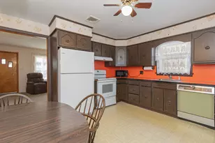 68 Valentino Dr, Waterbury, CT 06704 - Photo 11